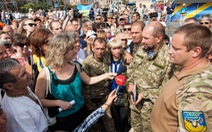 Người biểu tình Ukraine tấn công dinh tổng thống