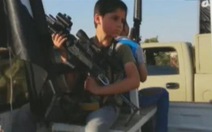 LHQ: phiến quân IS đóng đinh, chôn sống trẻ em Iraq
