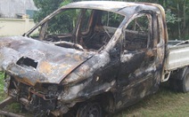 Cháy xe bán tải biển số Lào, một người tử vong