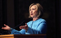 Bà Clinton bị tố phạm luật vì dùng email cá nhân