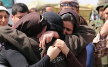 IS chiếm lại nhiều khu vực quan trọng, giết 33 thường dân