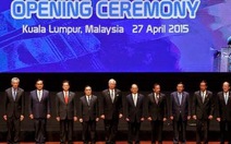 ​ASEAN lên án Trung Quốc xây đảo trái phép