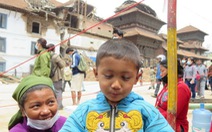 ​Người Nepal sẻ chia trong gian khó
