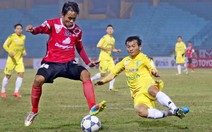 Chơi xấu, Hồng Tiến bị treo giò 2 trận