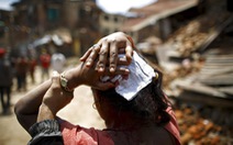 Chùm ảnh trận động đất mới hoảng loạn Nepal