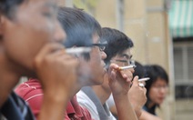 ​Chế tài thế nào với hút thuốc lá nơi công cộng?
