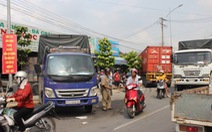 Xe container gây tai nạn liên hoàn, lao thẳng vào nhà dân