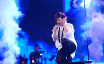 Đêm phá cách Vietnam Idol: chia tay thí sinh ngỡ sẽ quán quân