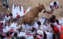 Nhiều người bị thương trong lễ hội “bò rượt” ở Tây Ban Nha