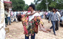 23 người Bangladesh chết vì giẫm đạp khi nhận đồ miễn phí