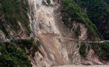 Hai làng ở Nepal bị chôn vùi trong đất lở