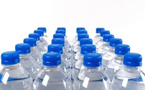 Buộc 12 cơ sở nước uống đóng chai tạm dừng sản xuất
