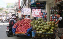 Hè 2015 người Sài Gòn ăn trái cây "đã đời"