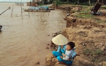 ​Lũ về gia tăng sạt lở bờ sông