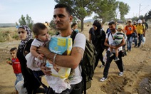Châu Âu nhận 120.000 người tị nạn, vùng Vịnh "đóng cửa"