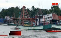 Tàu vũ trang nước ngoài nã đạn tàn bạo vào tàu cá Việt Nam