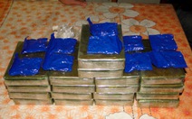 Phá án ma túy tại Lào, thu 18 bánh heroin