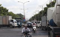 Thi công đường Mỹ Phước - Tân Vạn làm kẹt xe