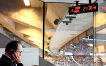 Tổng thống Pháp quyết định tránh thảm sát ở sân vận động thế nào?