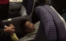 Đòi ngồi chỗ tốt, giáo sư Trung Quốc làm loạn trên máy bay
