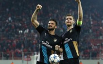 Giroud không phụ lòng ông Wenger