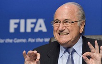 Ông Sepp Blatter chỉ trích Ủy ban đạo đức FIFA