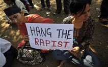 Dân Ấn Độ biểu tình phản đối thả kẻ hiếp dâm