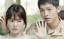​Song Joong Ki giơ súng, Song Hye Kyo gặp nguy trong phim