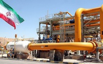 Iran nhẹ gánh cấm vận, dầu càng rớt thảm