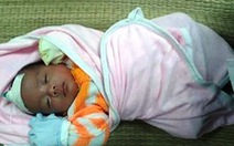 Cứu sống trẻ sơ sinh bị ngạt khí CO do sưởi than củi