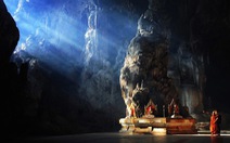 Chiêm ngưỡng những ngôi chùa siêu thực trong các hang động khổng lồ
