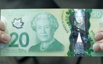 Canada in hình phụ nữ trên tiền giấy