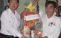 UBND tỉnh Bình Định thăm, tặng quà cho cựu chiến binh Gạc Ma