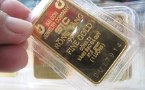 Giá vàng trong nước thấp hơn thế giới đến 350.000 đồng/lượng