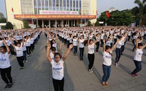 Gần 1.000 bạn trẻ nhảy flashmob chào mừng Festival Huế 2016