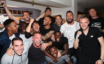 ​HLV Ranieri cám ơn Guus Hiddink sau khi Leicester vô địch