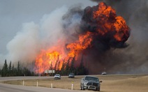Cháy rừng Canada lan rộng