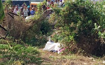 Phát hiện thi thể nữ đựng trong bao tải ở bãi đất trống