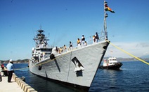 Hai tàu chiến Ấn Độ đầu tiên vào vịnh Cam Ranh