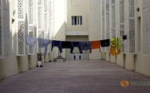 Gần 60% dân Qatar sống trong các “trại lao động”