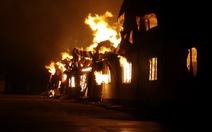 Cháy suốt đêm ở khu công nghiệp Minh Hưng - Hàn Quốc 2