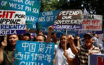 Philippines và các nước nên kiện đòi Trung Quốc 177 tỉ USD