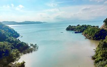 ​Xa hơn Vân Đồn