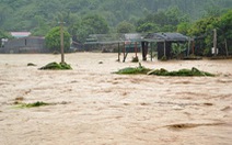 Thủ tướng yêu cầu tập trung ứng phó, khắc phục hậu quả mưa lũ