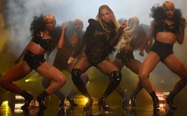 Xem 16 phút diễn bốc lửa của Beyoncé tại MTV Awards