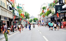 Người Hà Nội rủ nhau về phố đi bộ trong ngày Quốc khánh