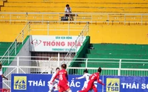 Thương cho các cô gái đá bóng