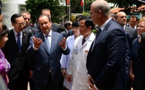 Tổng thống Pháp Francois Hollande thăm Viện Tim TP.HCM