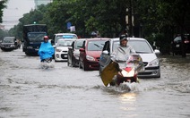 Có kẻ mong mưa to gió lớn