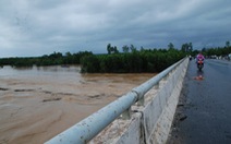 Lũ lên bất ngờ nhấn chìm nhiều khu vực trung tâm Cam Lộ